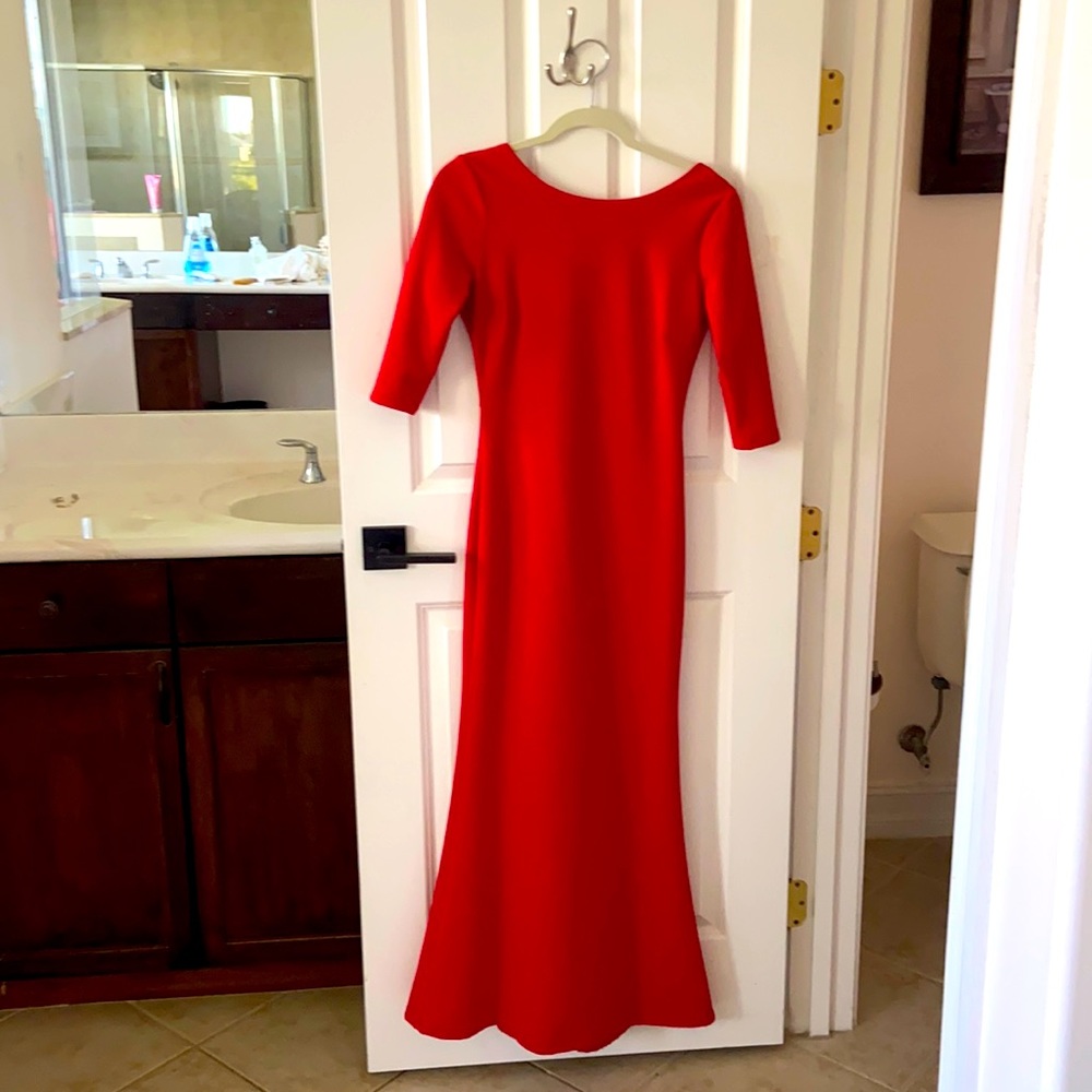 Beautiful dress by Lulus